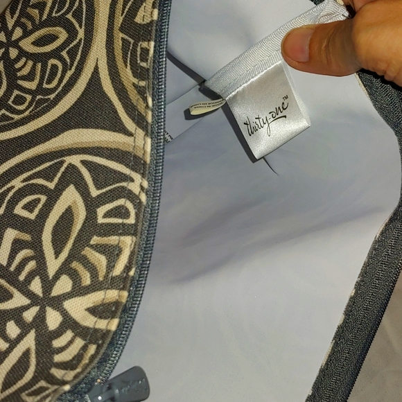 NWT THIRTY-ONE * WOODBLOCK GRAY/WHT/CREAM ZIPPER POUCH * LARGE - Picture 6 of 7